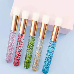 Кисть для мытья ресниц и бровей