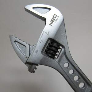 Ключ разводной Neo 200 мм 0-29 мм