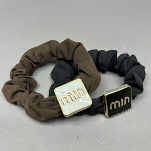 Набор атласных резинок Min 2 шт, черный и шоколад
