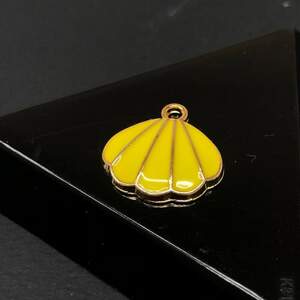 Подвеска Желтая ракушка 16х17 мм, цвет Золото