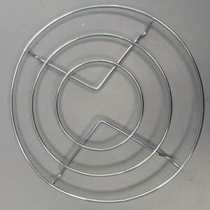 Подставка под горячее металлическая.