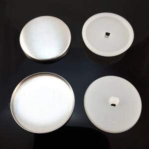 Пуговица под обтяжку на пластиковой ножке #60 - 37 мм Белая Пуговица под обтяжку на пластиковой ножке #60 - 37 мм Белая