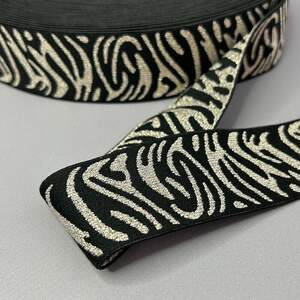 Резинка поясная 3,8 см люрекс зебра золото