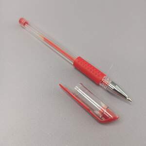 Ручка гелевая красная