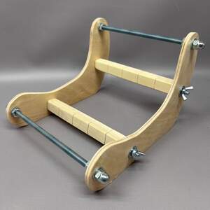 Станок деревянный для бисероплетения (для герданов) 22х17х15 см Станок деревянный для бисероплетения (для герданов) 22х17х15 см