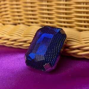 Стразы в цапах пришивные, прямоугольные 28х38 мм - синий