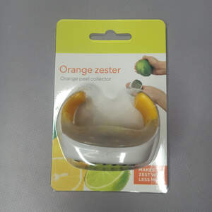 Терка для цедры на руку с контейнером