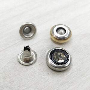 Хольнитен с камнем 9,5мм никель (1000шт.) Нержавейка Хольнитен с камнем 9,5мм никель (1000шт.) Нержавейка