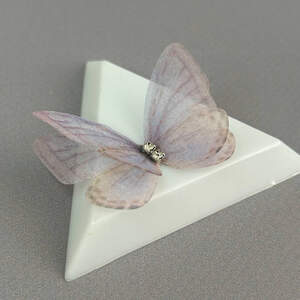 Шифоновая бабочка двухслойная со стразиком 3,5 см - голубая