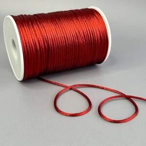 #04 Шнур корсетный (сатиновый, шелковый ) 2мм, 100 ярдов, винный
