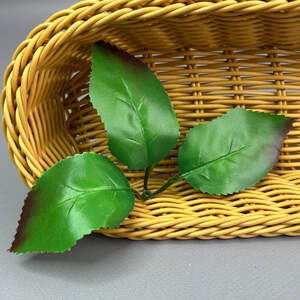 Лист искусственный под розу 3-ка, 17 см - зеленый с коричневым