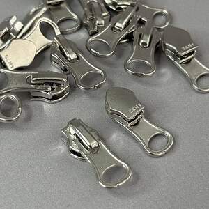 Бегунок для спиральной молнии 7 - никель