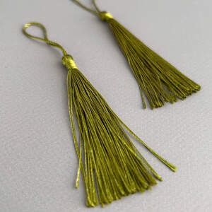 Декоративные кисточки для рукоделия 13 см - хаки