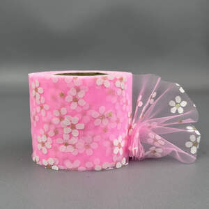 Фатин в рулонах 6 см, моток 22 м - розовый яркий в ромашку