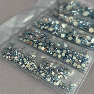 Набор страз для дизайна и декора холодной фиксации -1000 шт голубой
