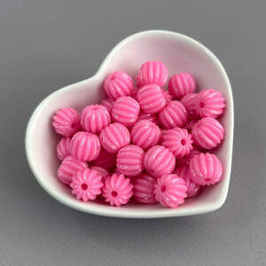 (20 гр) Бусины пластик бочонок-ромашка 9х11 мм - малиновый