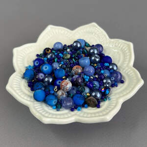 (40 гр) Бусины стеклянные Микс цветов и размеров 8 мм - синий
