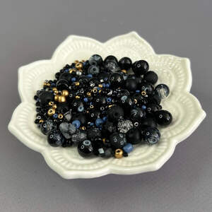 (40 гр) Бусины стеклянные Микс цветов и размеров 8 мм - черный