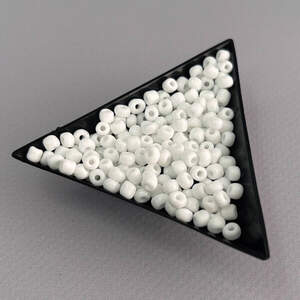 #6/0 Бисер китайский крупный, 450 г - белый матовый (ТТ-41)