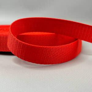 Стропа сумочная-ременная, 2,5 см средняя жесткость - красный