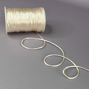Шнур корсетный (сатиновый, шелковый ) 2мм - айвори Шнур корсетный (сатиновый, шелковый ) 2мм - айвори