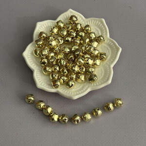 (50 гр) Бубенчики-колоколички декоративные 9 мм - лимонное золото (50 гр) Бубенчики-колоколички декоративные 9 мм - лимонное золото