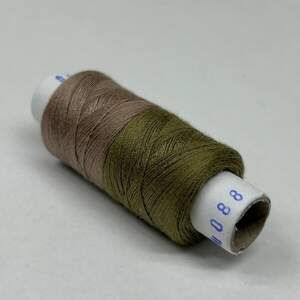 088/160 Нитки в катушках 40/2 , половинки (катушка 2х75м) 088/160 Нитки в катушках 40/2 , половинки (катушка 2х75м)