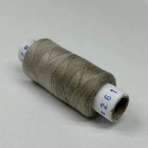 261/290 Нитки в катушках 40/2 , половинки (катушка 2х75м) 261/290 Нитки в катушках 40/2 , половинки (катушка 2х75м)