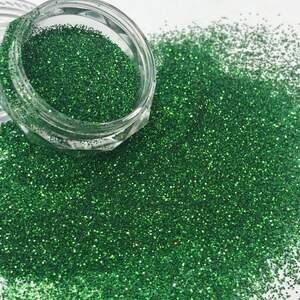 Глиттер 1 кг, мелкие декоративные блестки #620 - зеленый Глиттер 1 кг, мелкие декоративные блестки #620 - зеленый