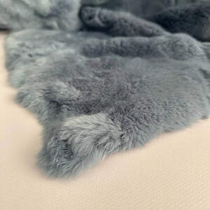 Натуральный мех кролика окрашенный 56х110 см - джинс