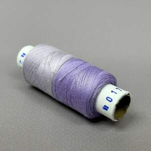 017/239 Нитки в катушках 40/2 , половинки (катушка 2х75м)