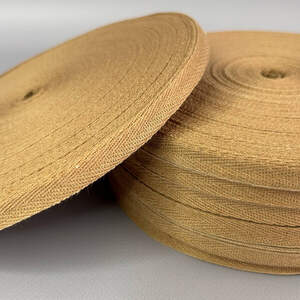 Светлый беж киперная лента 1 см (киперная тесьма 10мм) Светлый беж киперная лента 1 см (киперная тесьма 10мм)