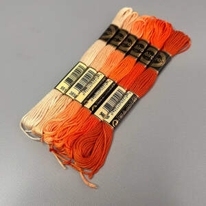 (6 шт по 8м) Набор мулине Airo (нитки для вышивания) - оранжевый микс (951-720)