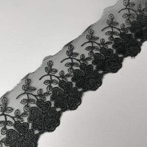 Кружево на сетке (фатине) Sindtex 6,5 см (13м) Цвет - Черный (77-МТ755-2) Кружево на сетке (фатине) Sindtex 6,5 см (13м) Цвет - Черный (77-МТ755-2)