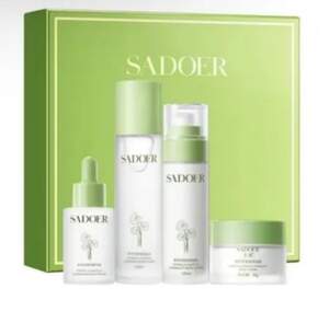 Подарочный набор 4в1 Sadoer Centella Asiatica