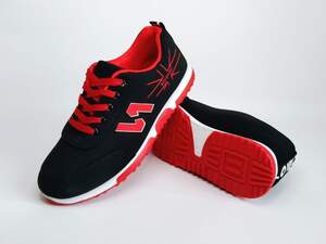 Кросівки підліткові