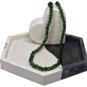 Біконус 4мм темно зелений