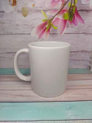 Біла чашка з індивідуальним принтом на замовлення