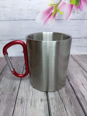 Металева сіра чашка з червоним карабіном для військового | Принт включено у вартість | Обʼєм 300 мл