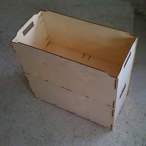 Ящик-переноска  з фанери