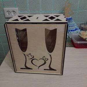 Коробка під два фужери