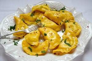 Вареники з куркою та сулугуні