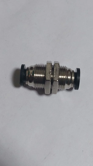 Фитинг проходной панельный цанговый Фитинг проходной панельный цанговый