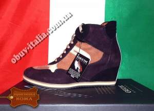 Сникерcы женские замшевые знаменитой фирмы Geox оригинал из Италии﻿