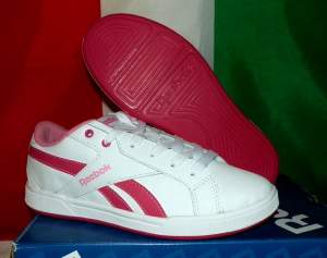 Кроссовки женские кожаные Reebok CL Solid Court оригинал Кроссовки женские кожаные Reebok CL Solid Court оригинал