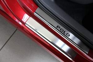 Накладки на пороги Volkswagen POLO IV Накладки на пороги Volkswagen POLO IV