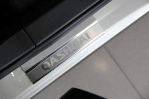 Накладки на пороги Renault LATITUDE Накладки на пороги Renault LATITUDE