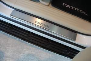 Накладки на пороги Nissan Patrol Накладки на пороги Nissan Patrol