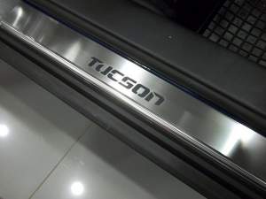 Накладки на пороги Hyundai Tucson Накладки на пороги Hyundai Tucson