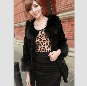 Style Solid Color Splicing Fur Long Coat Style Solid Color Splicing Fur Long Coat